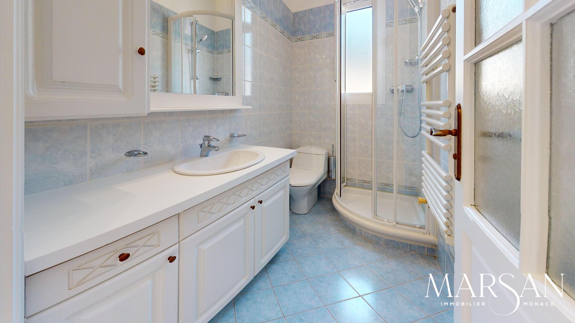 FRANZIDO PALACE - LOCATION