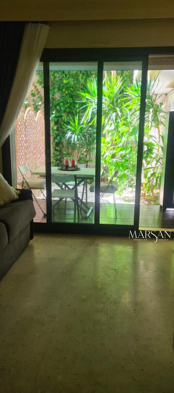 BEAU STUDIO AVEC JARDIN PRIVÉ - BEVERLY  PALACE