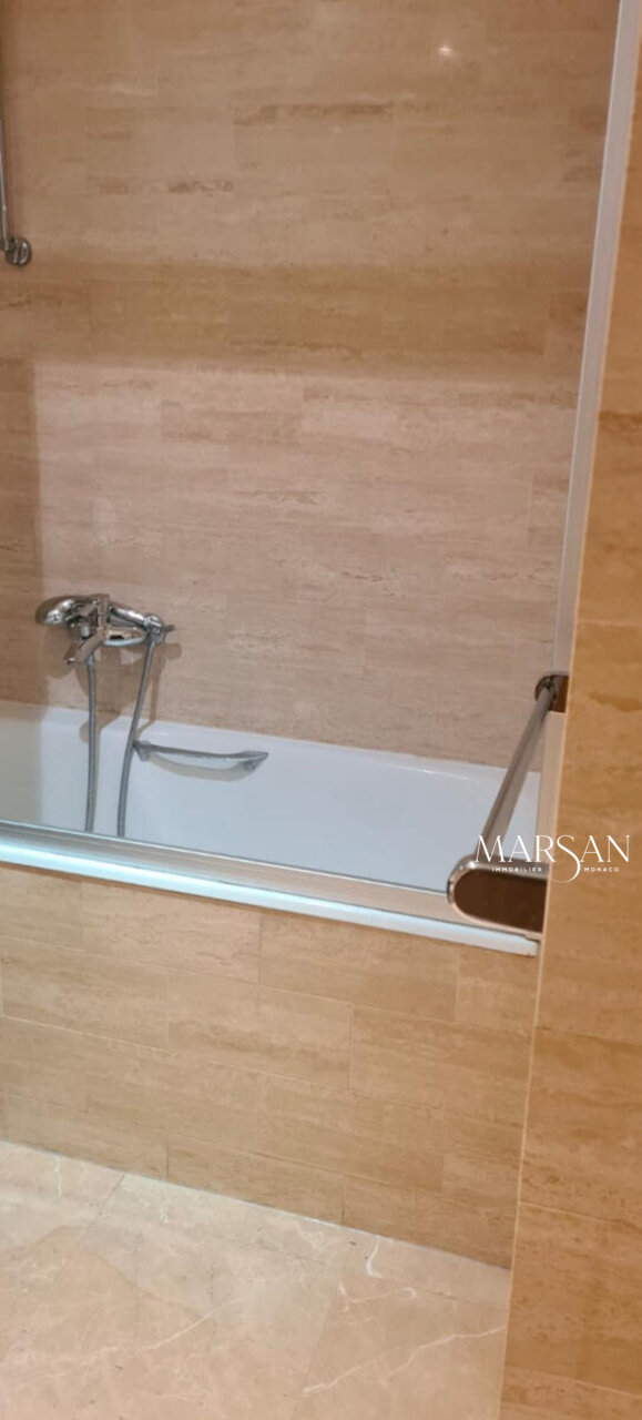 BEAU STUDIO AVEC JARDIN PRIVÉ - BEVERLY  PALACE