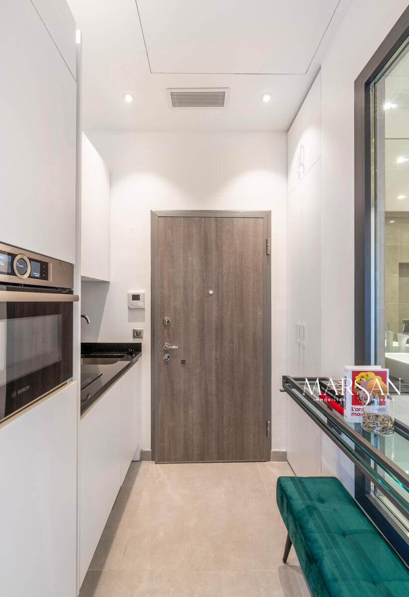 THE BETTINA - STUDIO