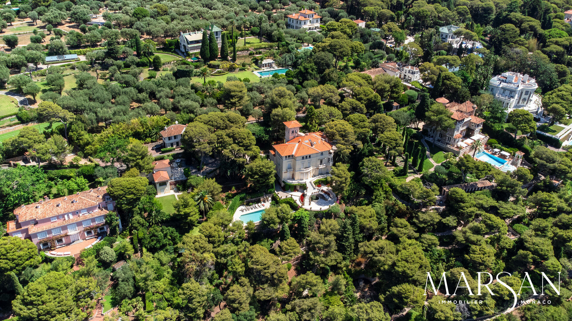 Proprietà rara: Eccezionale appartamento in una prestigiosa villa a Roquebrune-Cap-Martin
