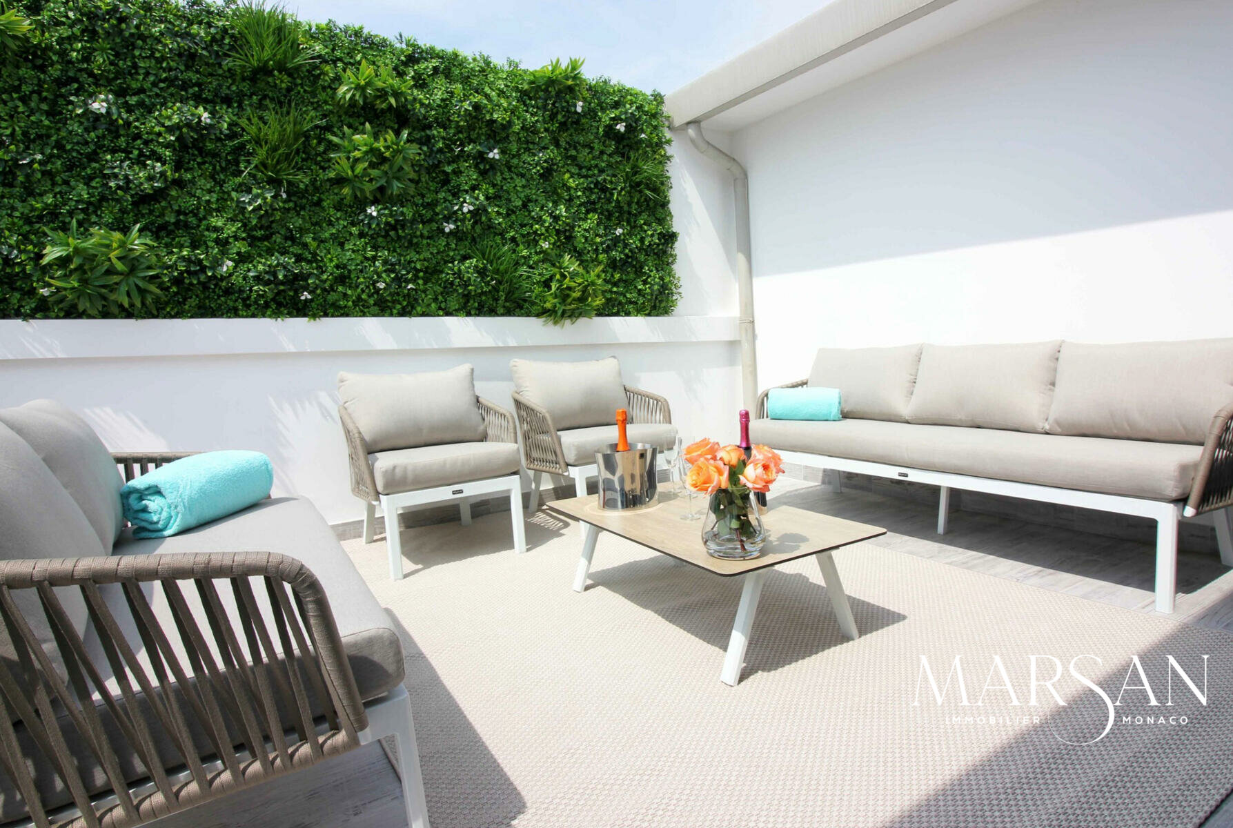 TRIPLEX AVEC TERRASSE ROOF TOP - BEAUSOLEIL