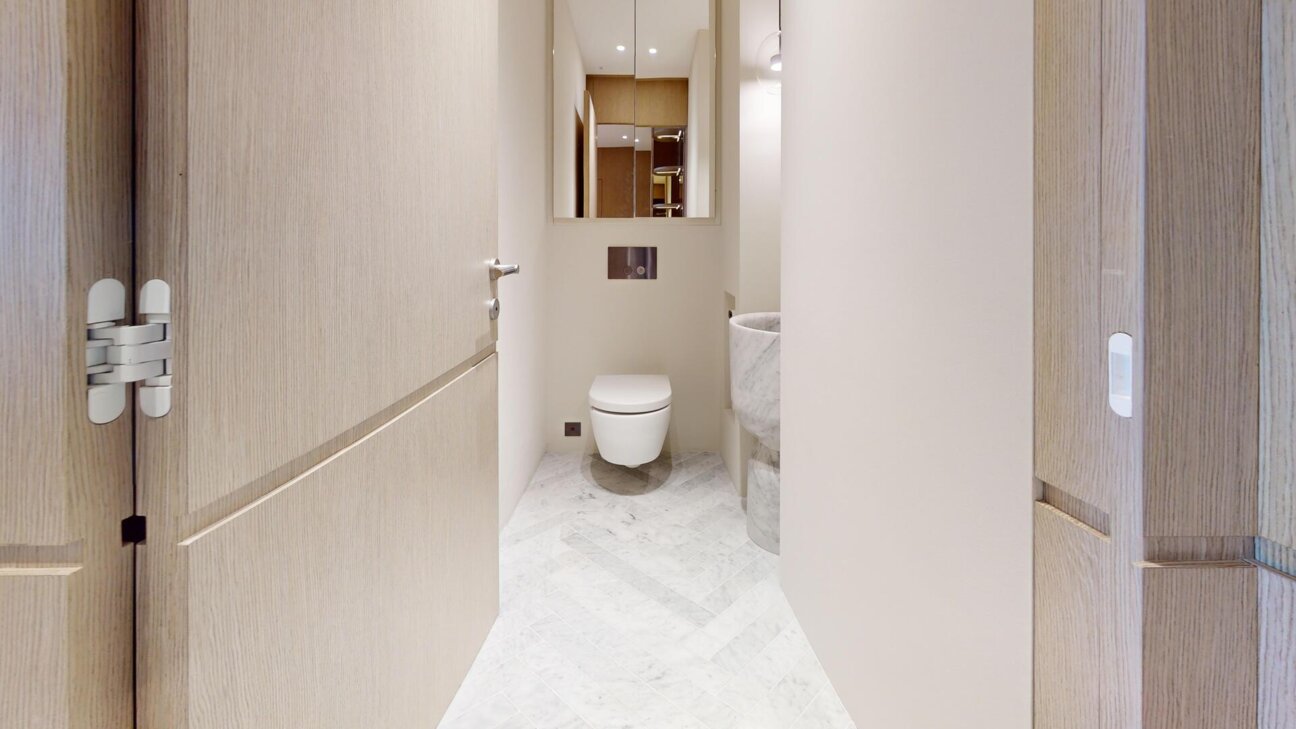 MAGNIFICO PALAZZO PARK ARREDATO E RISTRUTTURATO PER 3 GIOCHI