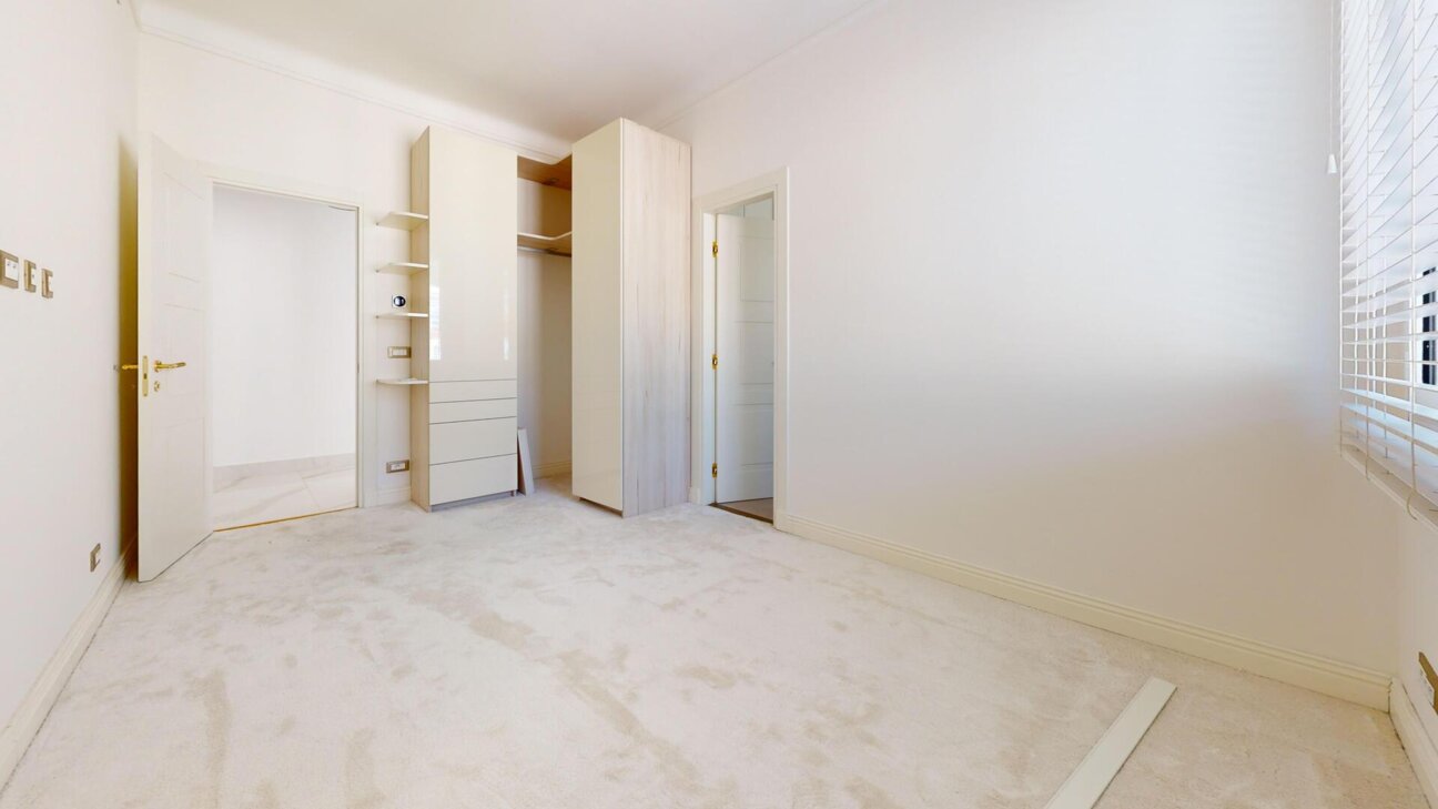 APPARTAMENTO MOLTO GRANDE - PALAZZO FRANZIDO