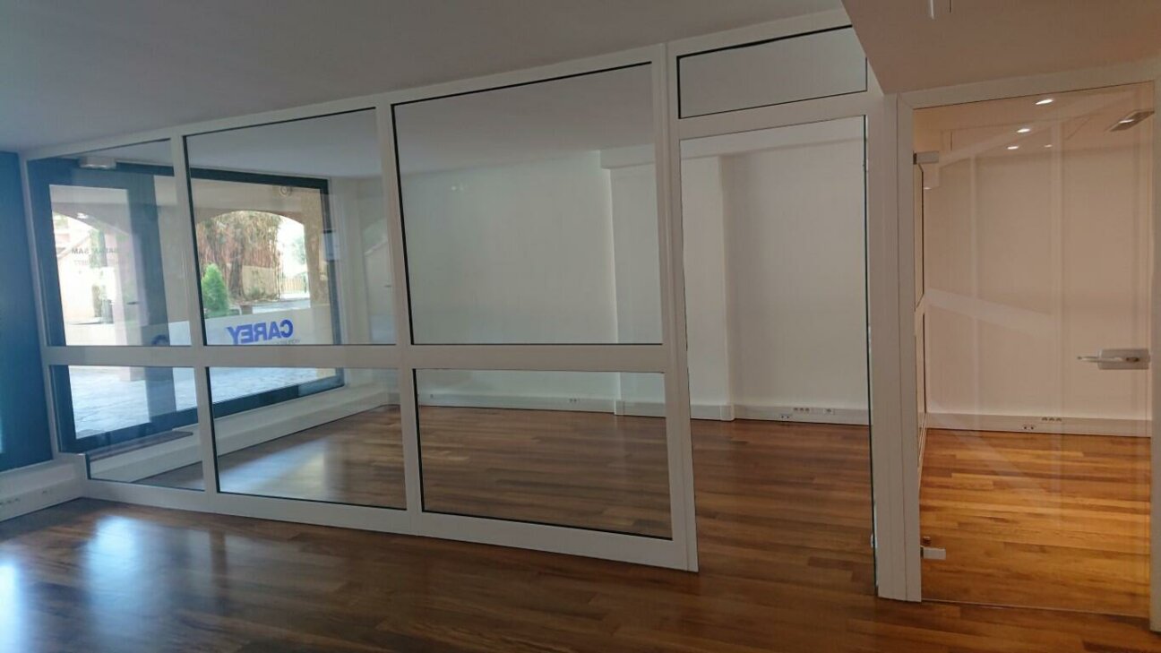 BUREAU ADMINISTRATIF À LA VENTE - FONTVIEILLE