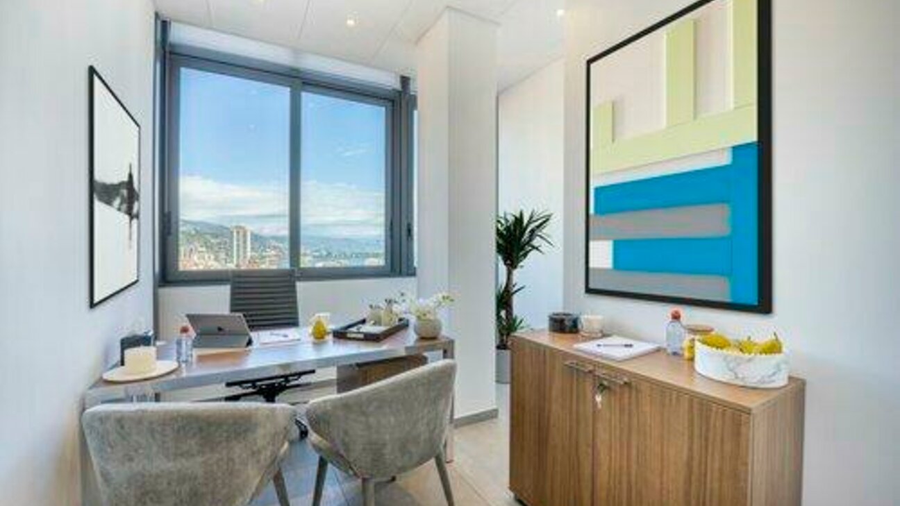 BUREAU CLÉ EN MAIN À LOUER - JARDIN EXOTIQUE