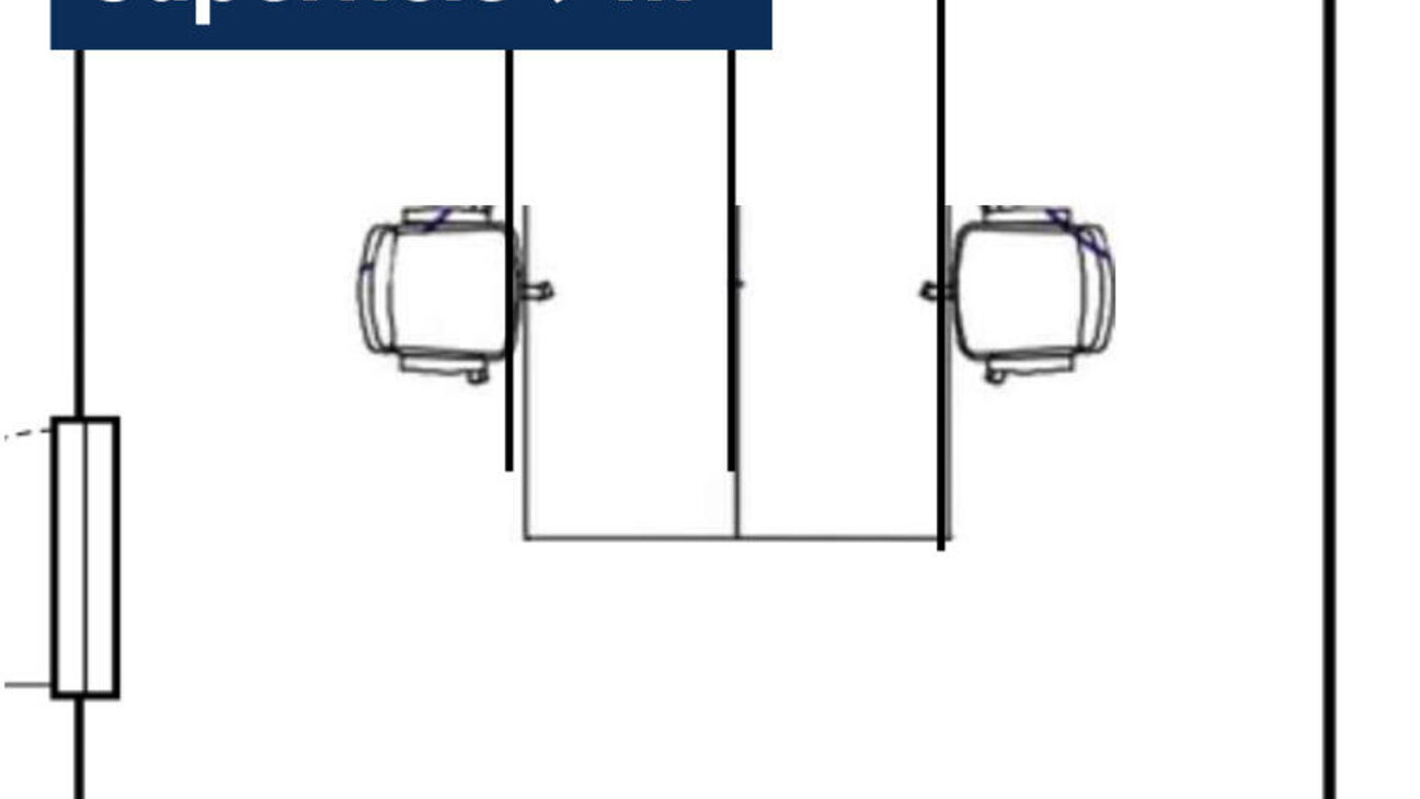 Beau bureau- PROCHE MONTE CARLO BAY