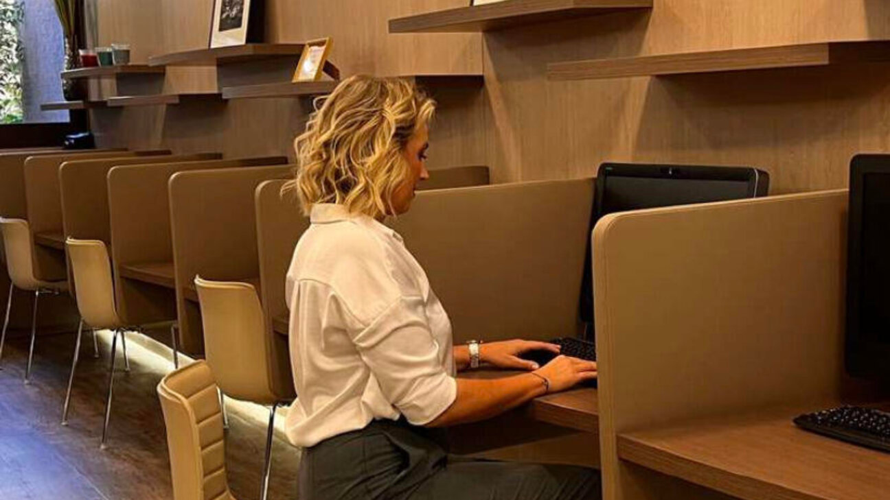 Beau bureau- PROCHE MONTE CARLO BAY