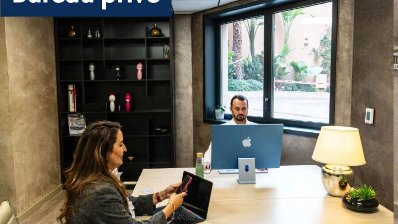 Beau bureau- PROCHE MONTE CARLO COUNTRY CLUB