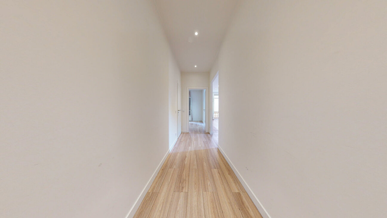 BEL APPARTEMENT DE 4 PIÈCES - LARVOTTO - SOUS LOI 887