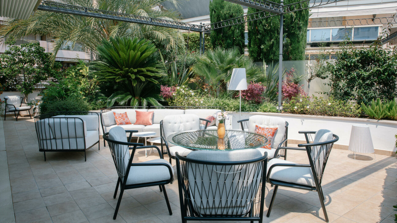 TRES BEAU 4/5 PIECES - APERCU MER - PROCHE DU CENTRE