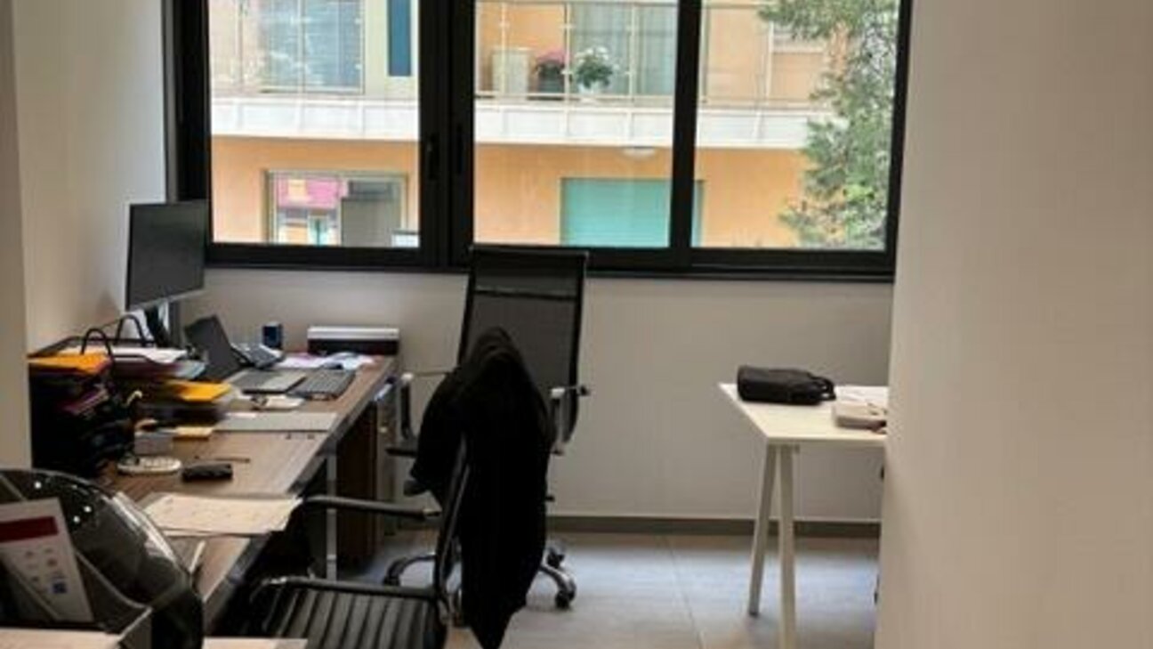 BUREAU CLÉ EN MAIN À LOUER - JARDIN EXOTIQUE