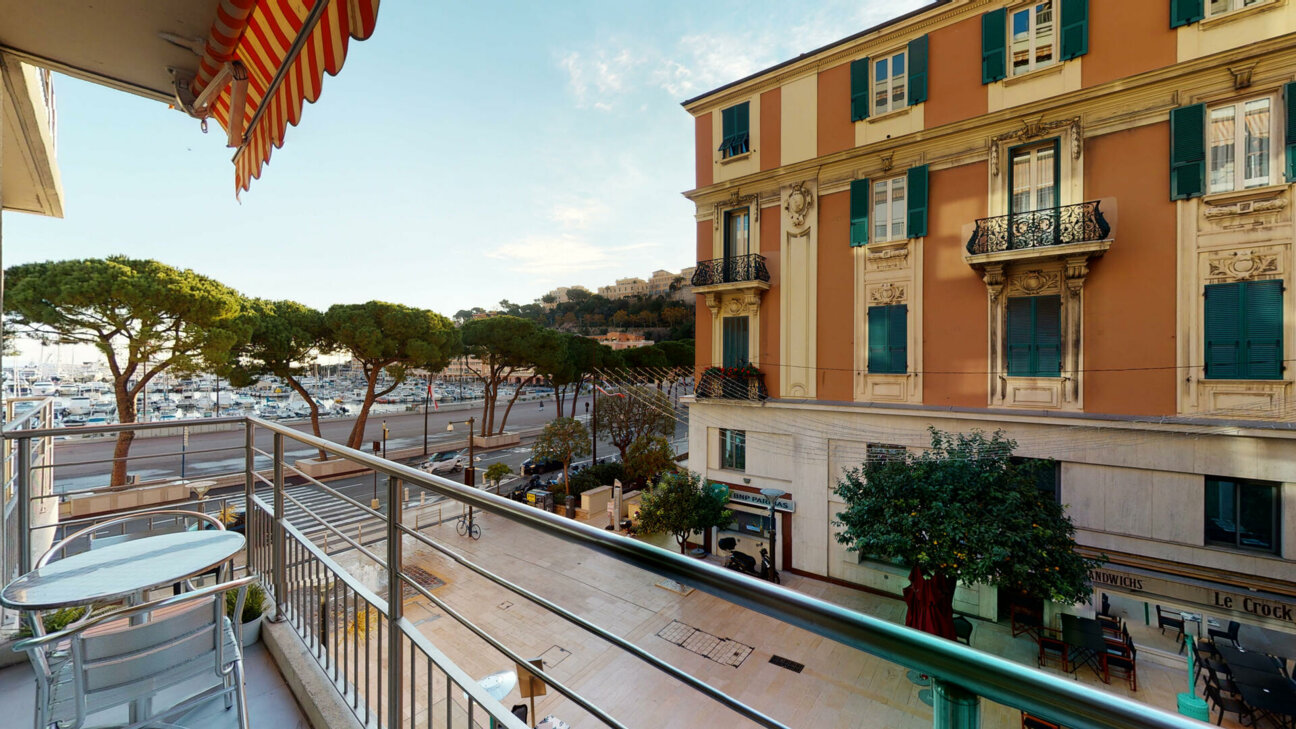 APPARTAMENTO RISTRUTTURATO CON 2 CAMERE DA LETTO - COEUR DE LA CONDAMINE