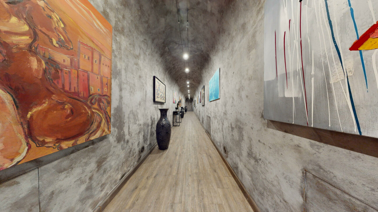 VILLA PRIVÉE D'EXCEPTION À VENDRE -  SAINT ROMAN