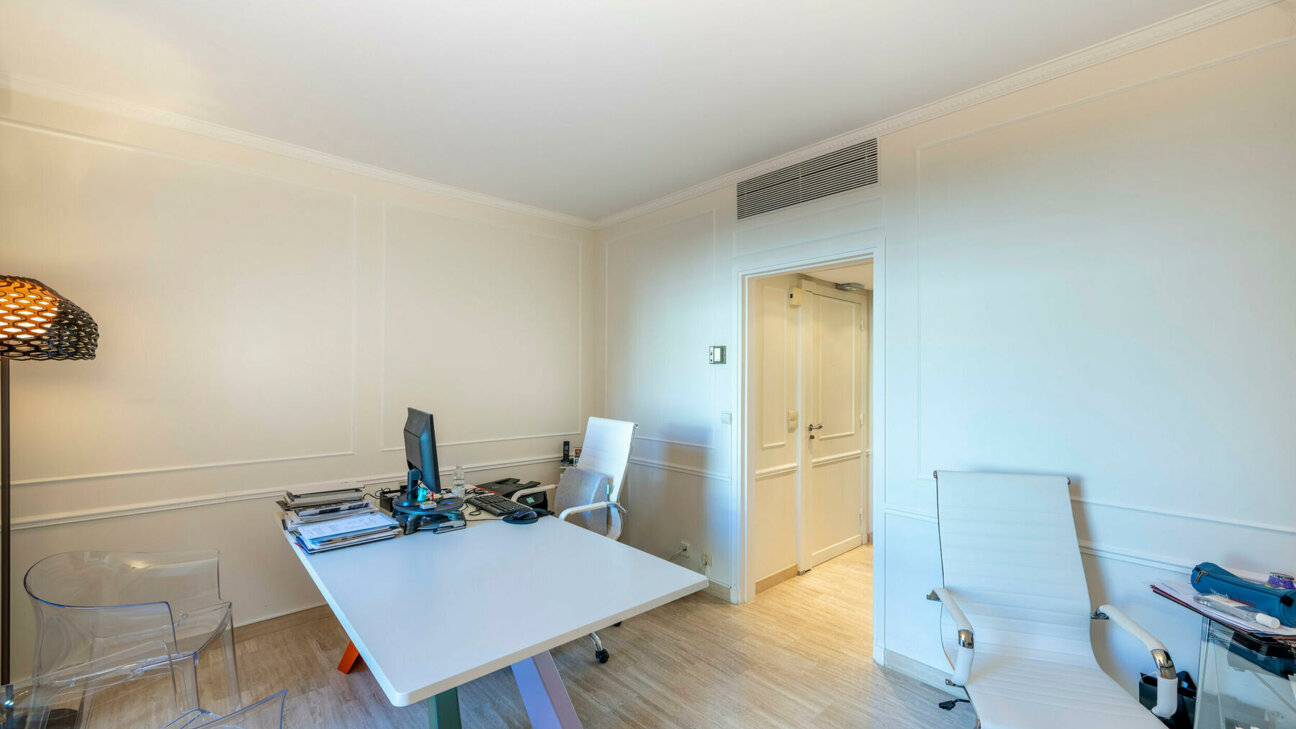 BEAU STUDIO AU CARRÉ D'OR