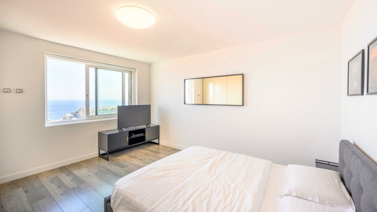 TRIPLEX AVEC TERRASSE ROOF TOP - BEAUSOLEIL