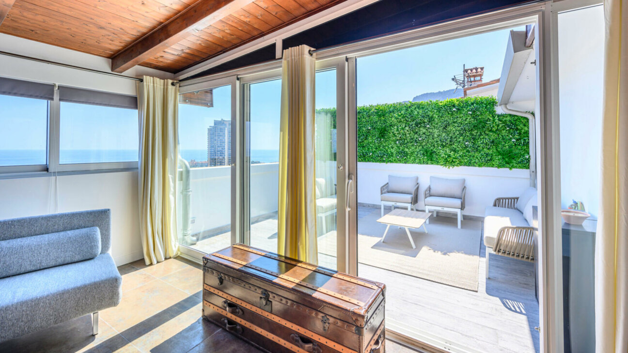 TRIPLEX AVEC TERRASSE ROOF TOP - BEAUSOLEIL