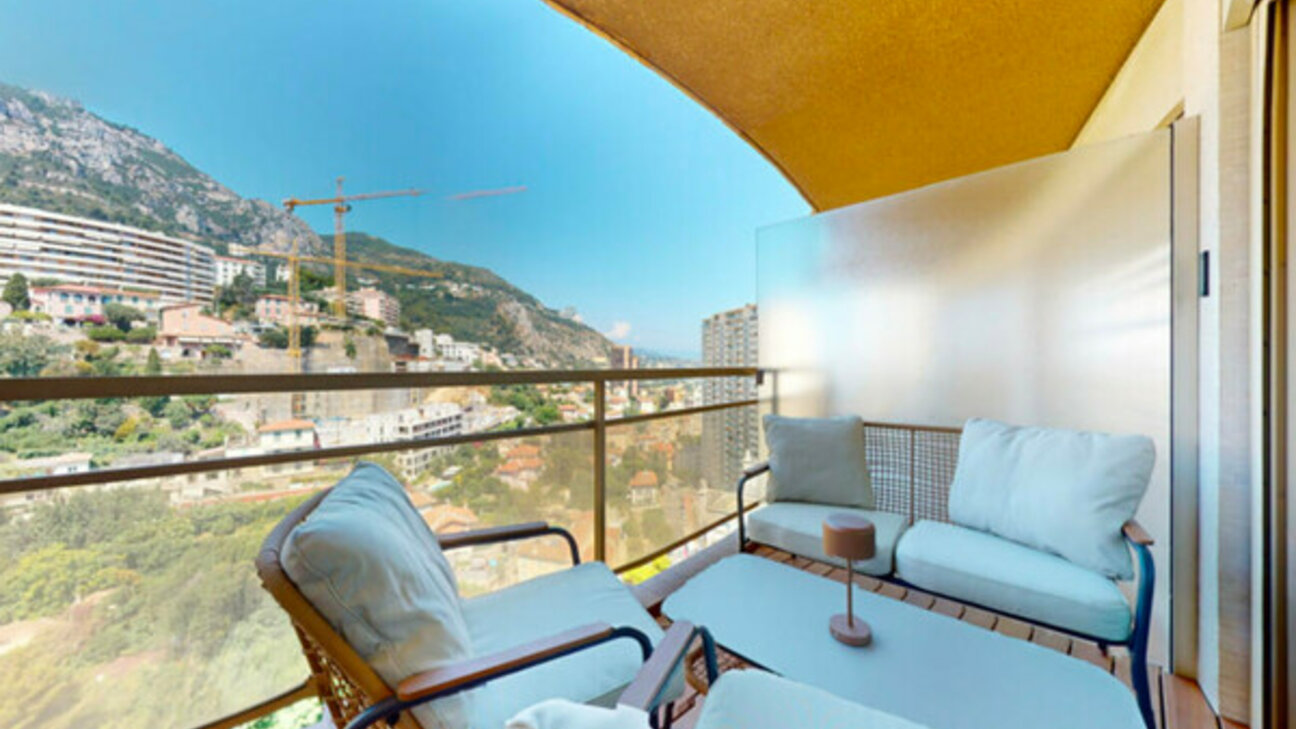 Annonciade – Studio moderne en étage élevé avec terrasse - VENDU