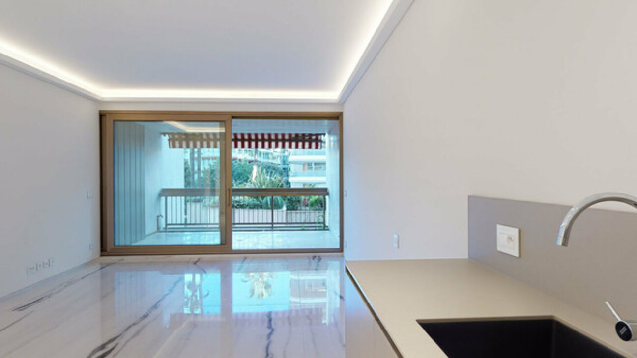 2 CAMERE DA LETTO, NEL CUORE DEL PRINCIPATO, NEL PRESTIGIOSO PALAZZO "PARK PALACE"