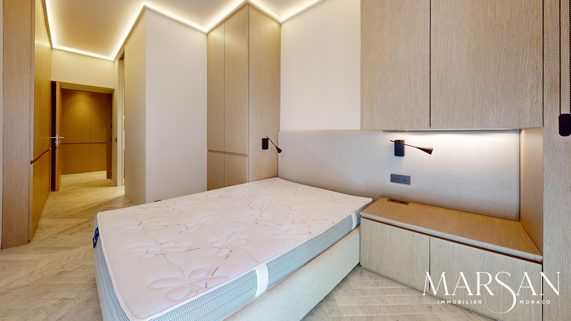 MAGNIFICO PALAZZO PARK ARREDATO E RISTRUTTURATO PER 3 GIOCHI